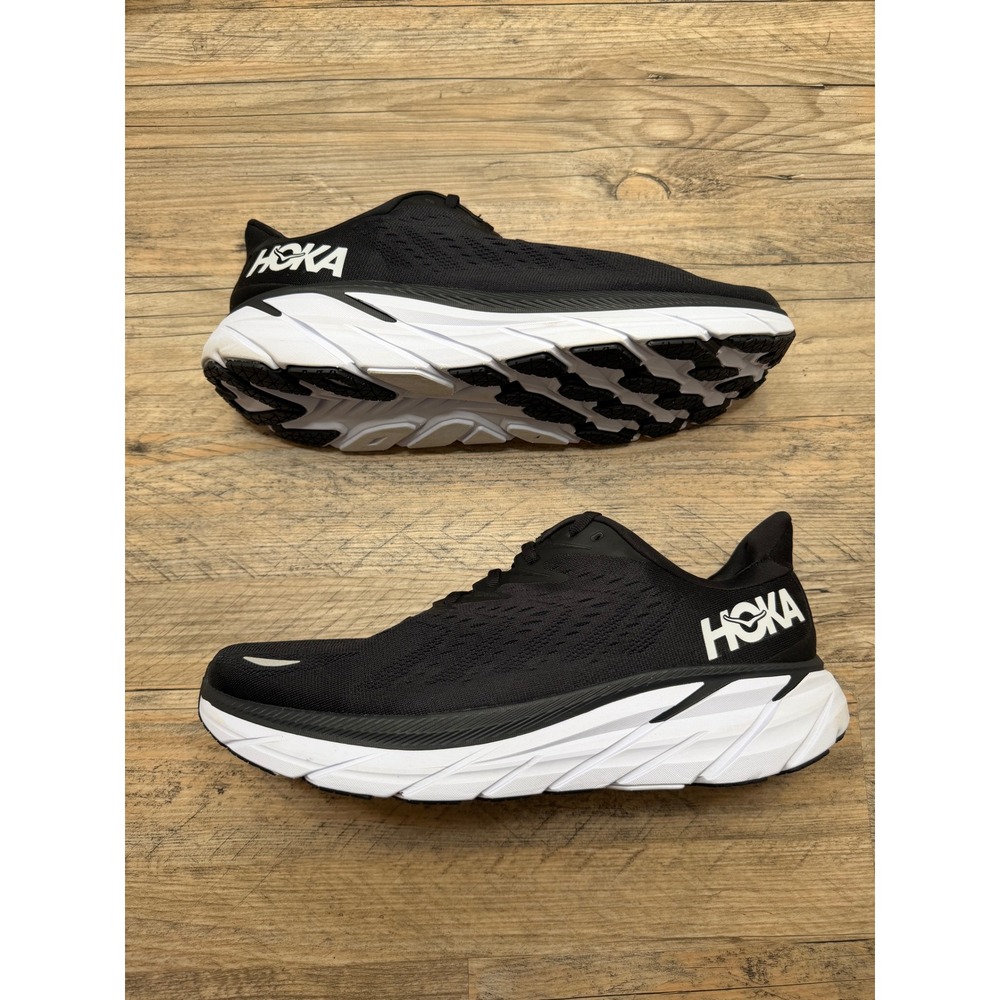 Hoka One One Clifton 8 Wide Black White Running Shoes Mens 12.5 2E 1121374 BWHT